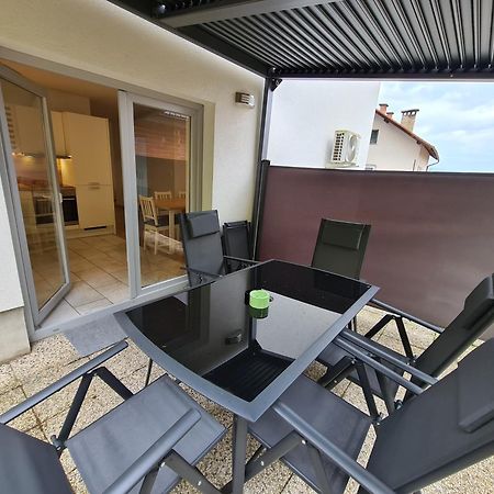 Apartments Rozalija Preddvor Δωμάτιο φωτογραφία