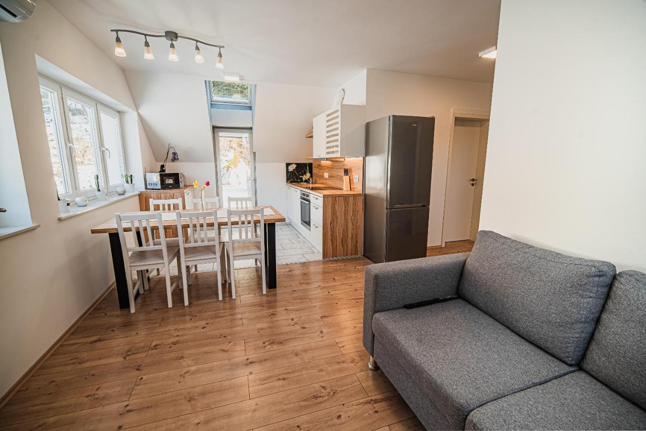 Apartments Rozalija Preddvor Δωμάτιο φωτογραφία
