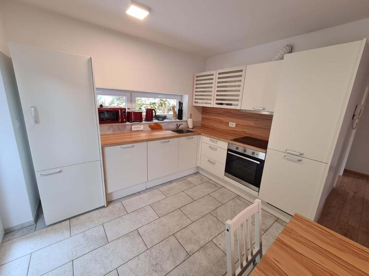 Apartments Rozalija Preddvor Δωμάτιο φωτογραφία