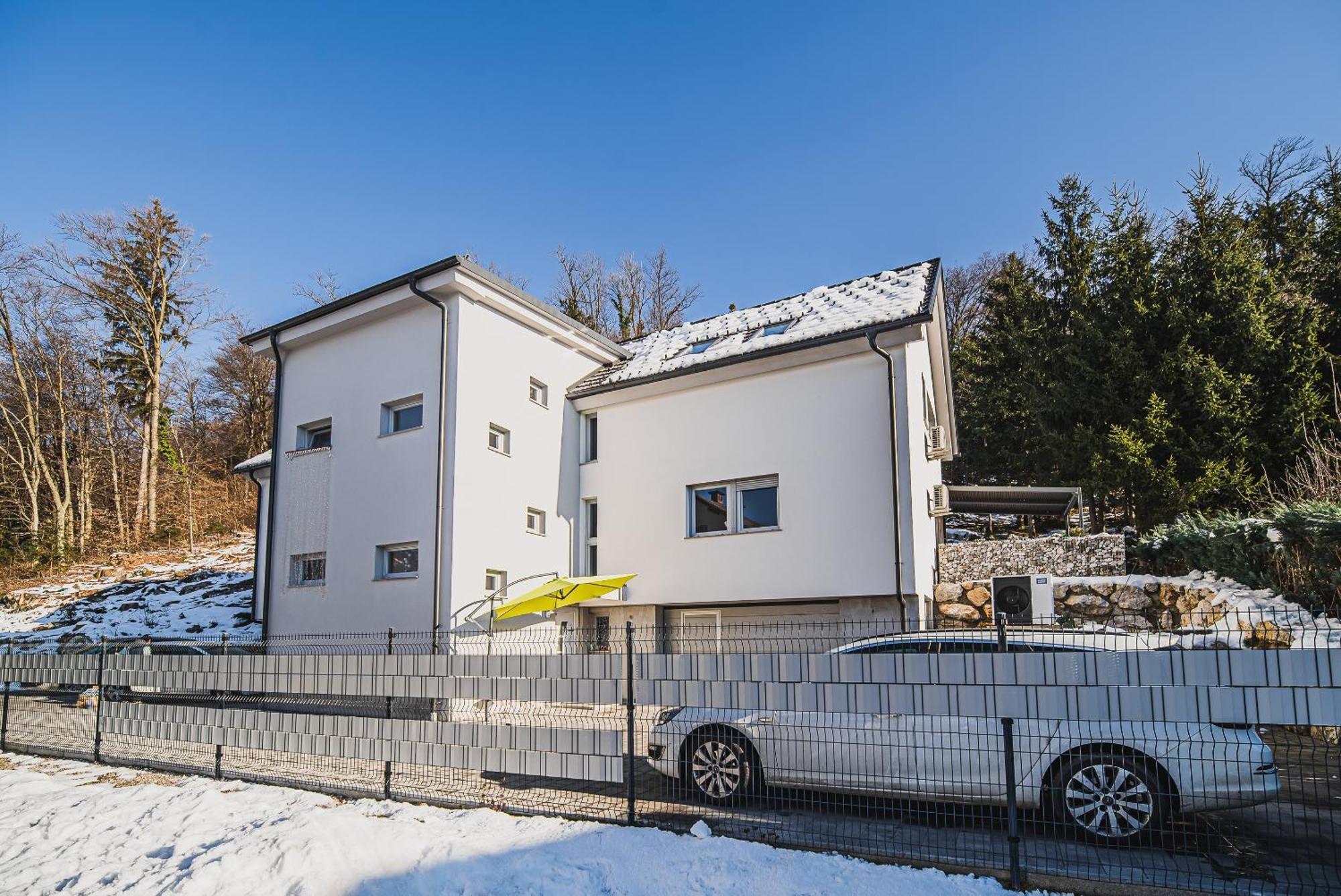 Apartments Rozalija Preddvor Δωμάτιο φωτογραφία