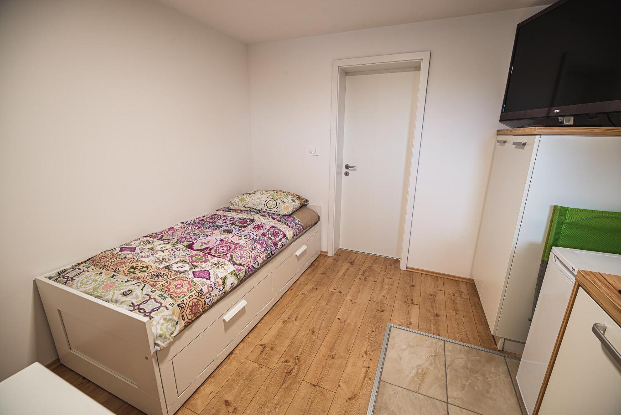 Apartments Rozalija Preddvor Δωμάτιο φωτογραφία