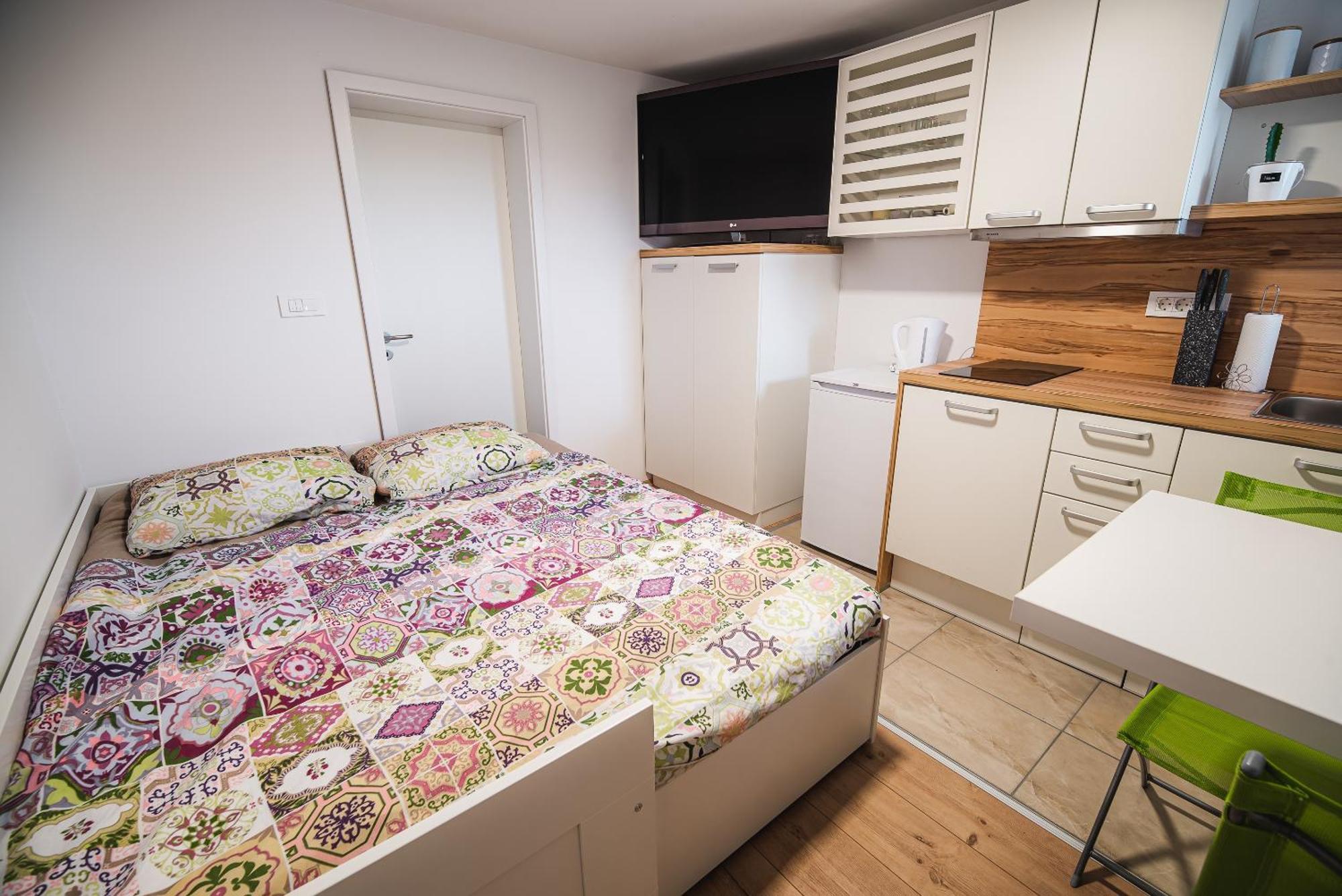 Apartments Rozalija Preddvor Δωμάτιο φωτογραφία